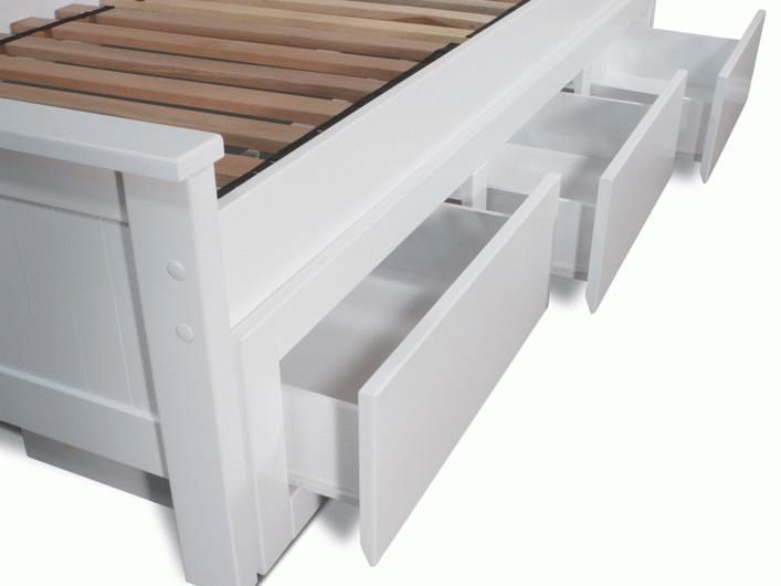 Bed with Drawers